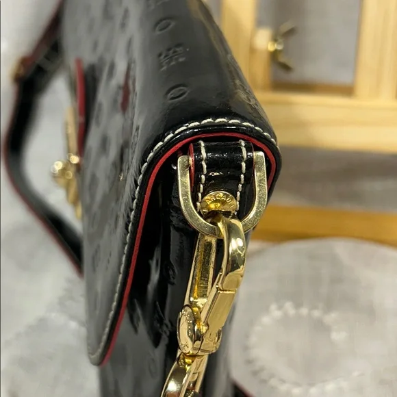 Arcadia made in Italy patent leather bag with removable strap